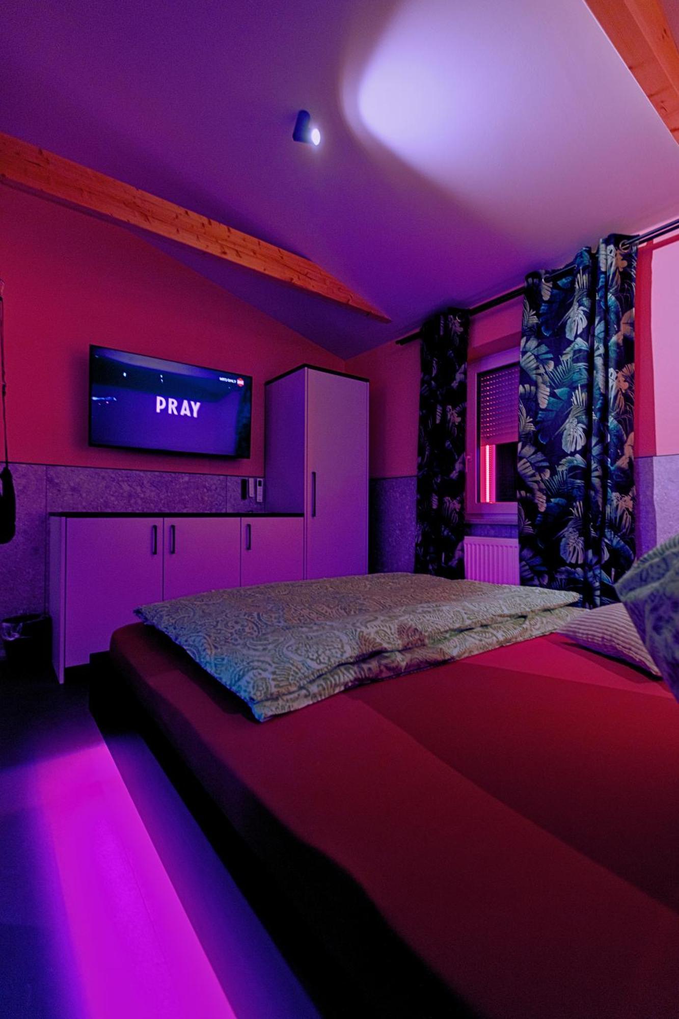 Lustra Stundenhotel - Adults Only Landshut Exteriér fotografie