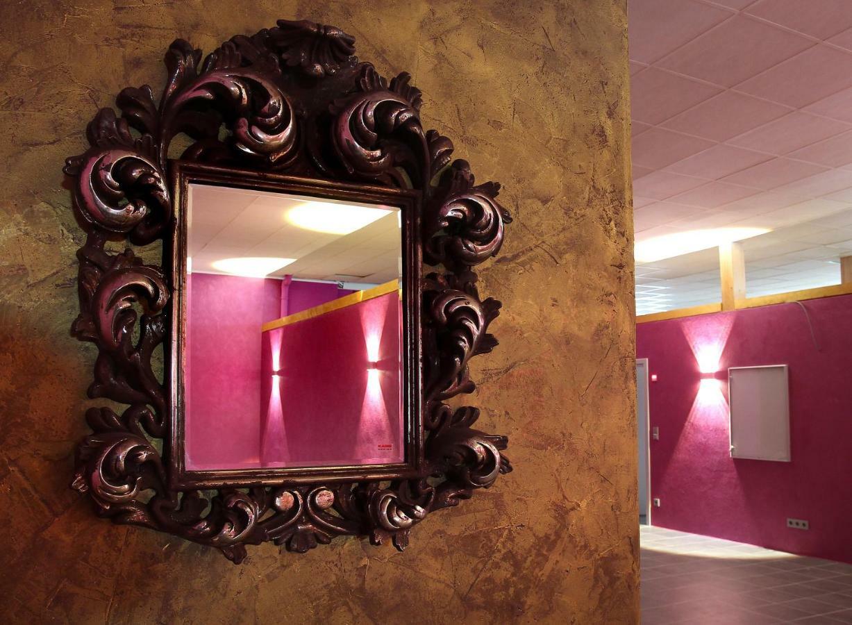 Lustra Stundenhotel - Adults Only Landshut Exteriér fotografie